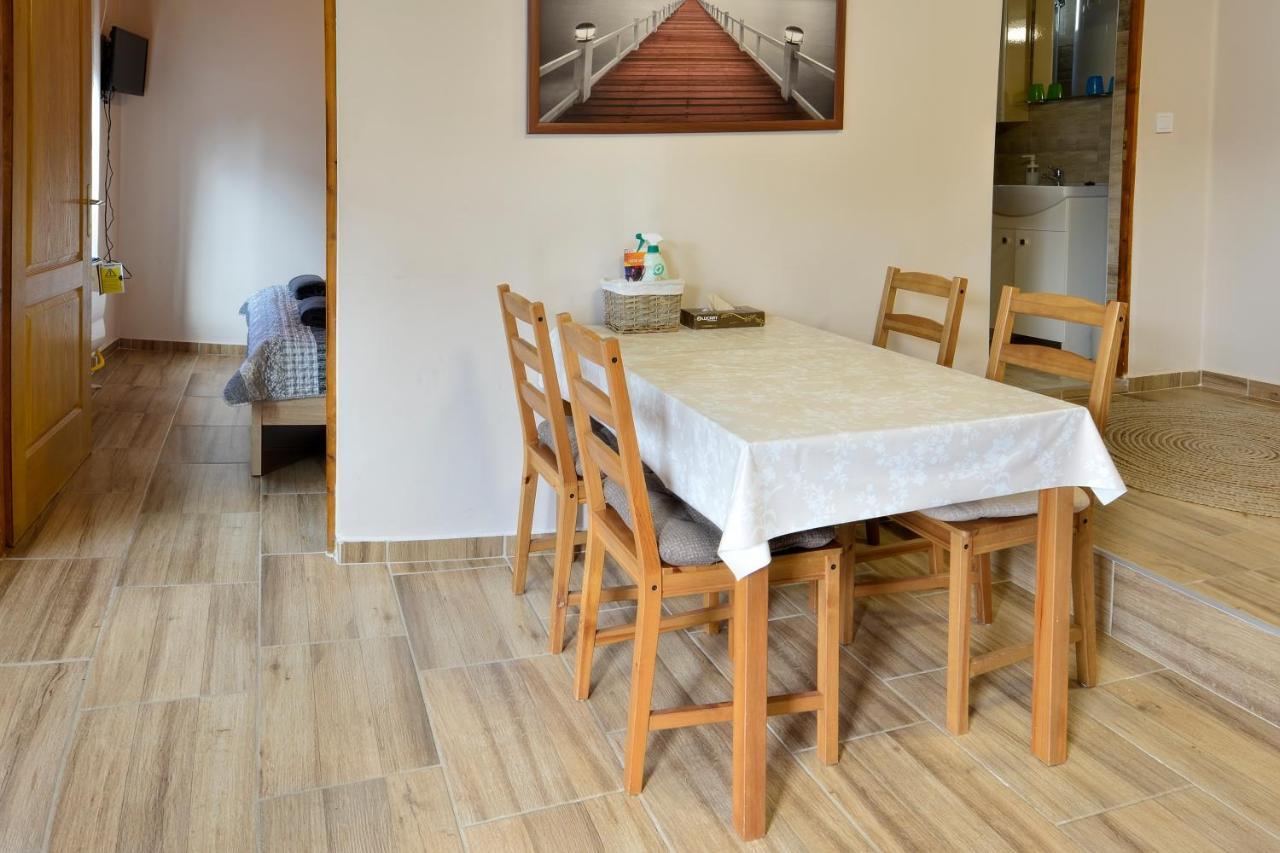 Demetrovics Udvarhaz Eger Extérieur photo