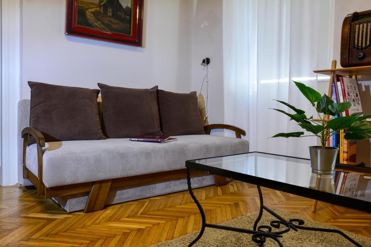 Demetrovics Udvarhaz Eger Extérieur photo