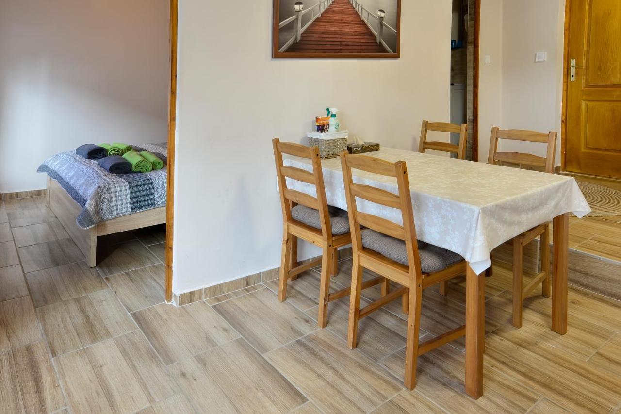 Demetrovics Udvarhaz Eger Extérieur photo