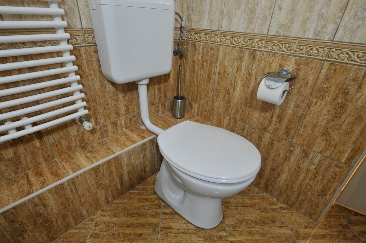 Demetrovics Udvarhaz Eger Extérieur photo