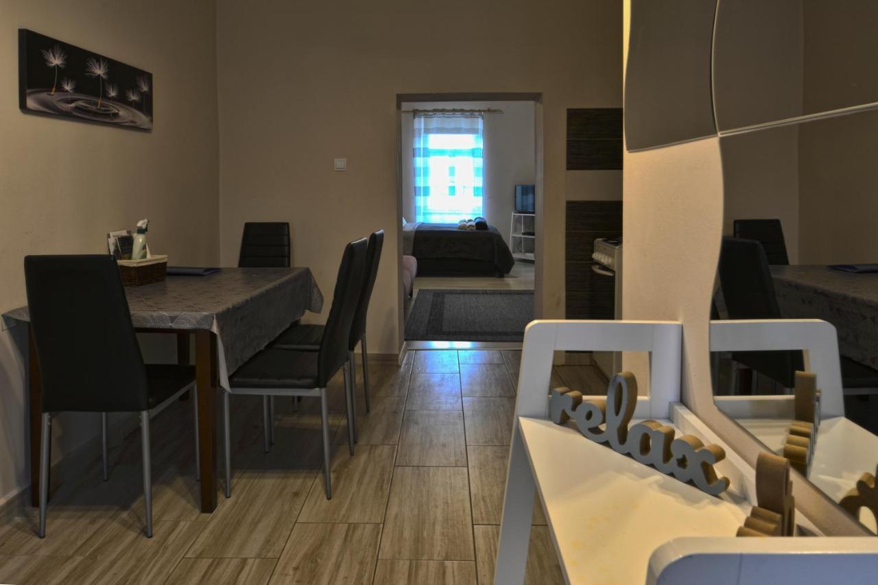 Demetrovics Udvarhaz Eger Extérieur photo