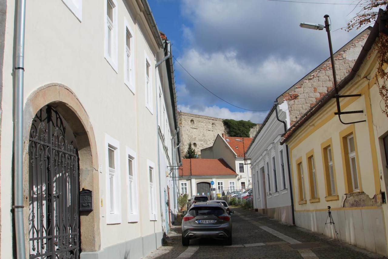 Demetrovics Udvarhaz Eger Extérieur photo
